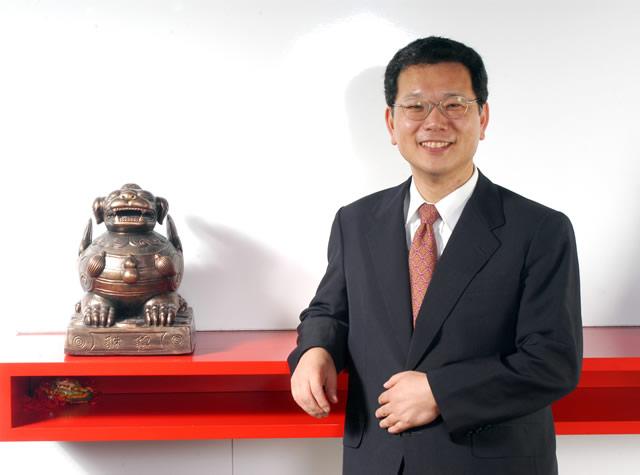 荒井 亮三